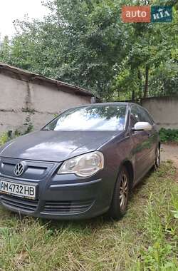 Хэтчбек Volkswagen Polo 2008 в Житомире