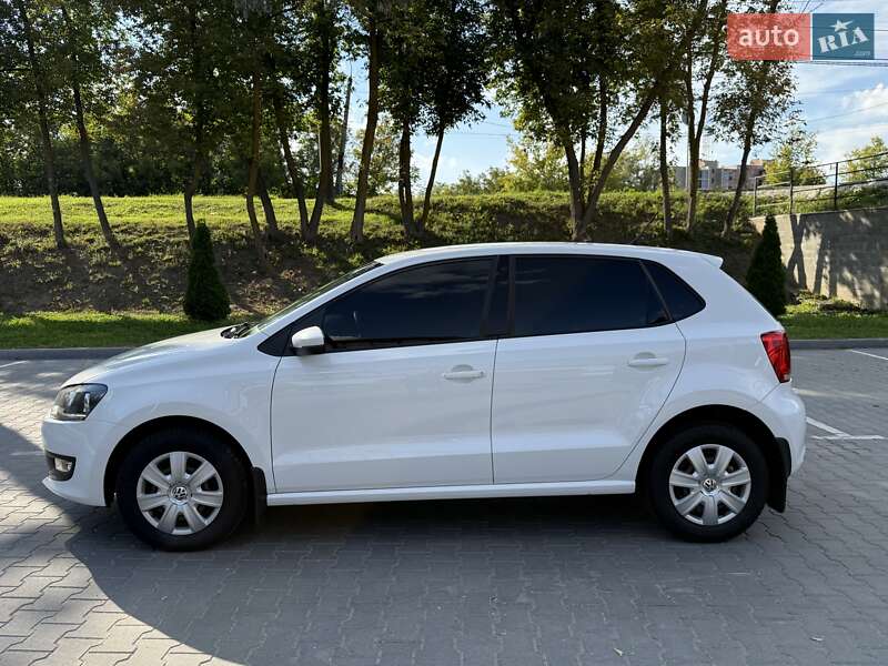 Хетчбек Volkswagen Polo 2013 в Хмельницькому