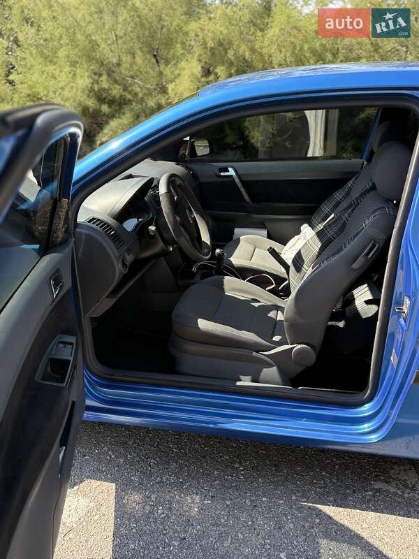 Хетчбек Volkswagen Polo 2003 в Запоріжжі