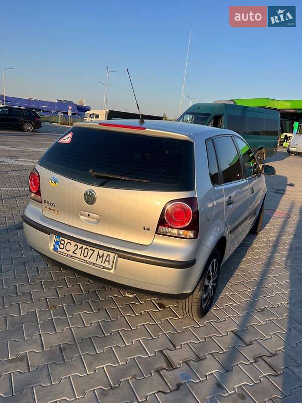 Хэтчбек Volkswagen Polo 2008 в Стрые