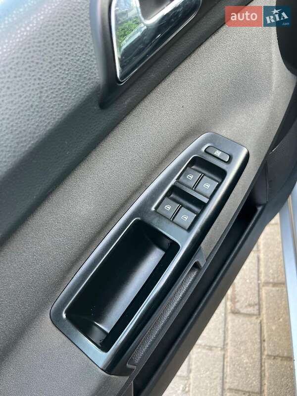 Хэтчбек Volkswagen Polo 2008 в Стрые