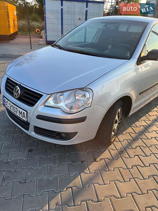 Хэтчбек Volkswagen Polo 2008 в Стрые