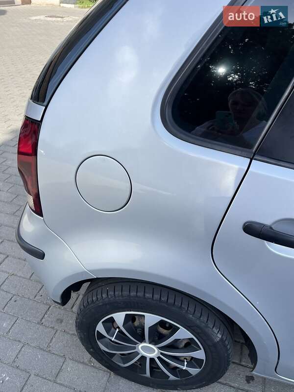 Хэтчбек Volkswagen Polo 2008 в Стрые