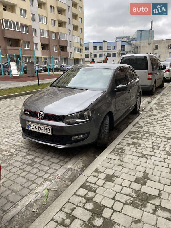 Хэтчбек Volkswagen Polo 2010 в Львове