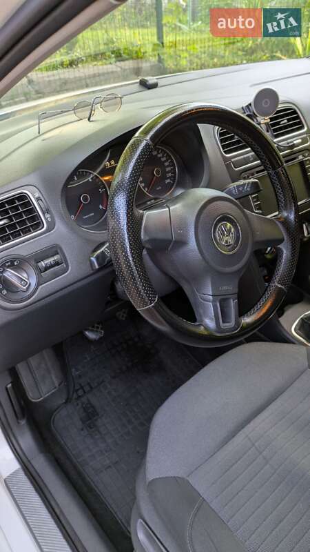 Хетчбек Volkswagen Polo 2011 в Львові фото 28 Хетчбек Volkswagen Polo 2011 в Львові