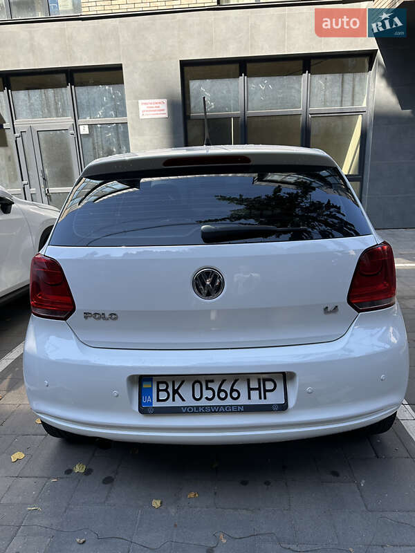Хэтчбек Volkswagen Polo 2013 в Ровно