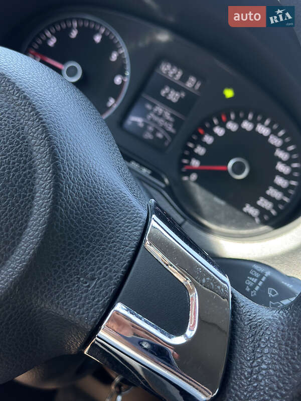 Хэтчбек Volkswagen Polo 2013 в Ровно