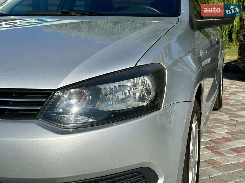 Седан Volkswagen Polo 2013 в Виннице