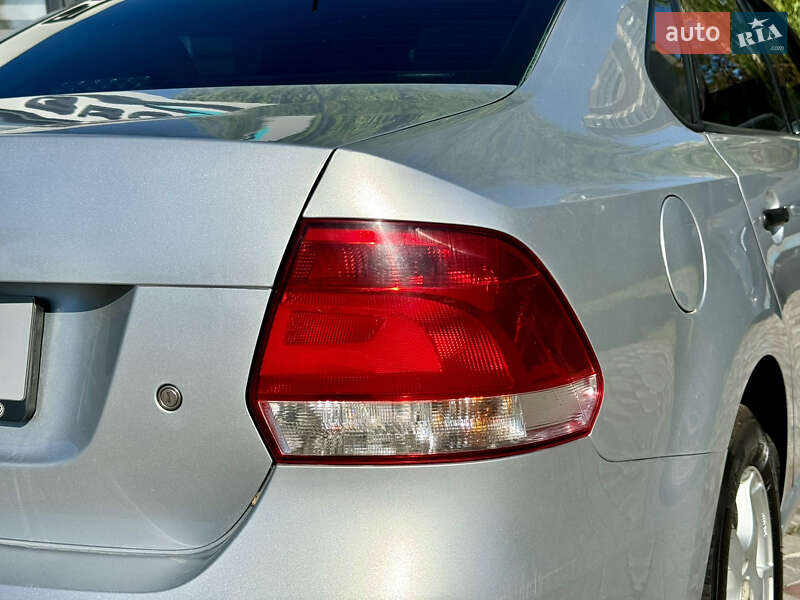 Седан Volkswagen Polo 2013 в Виннице