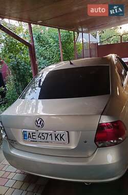 Седан Volkswagen Polo 2012 в Царичанке