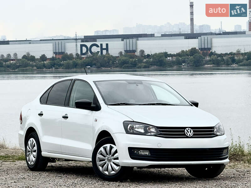 Volkswagen Polo 2016