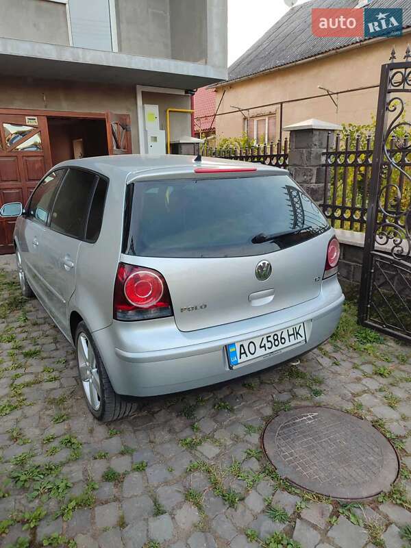 Хэтчбек Volkswagen Polo 2008 в Берегово