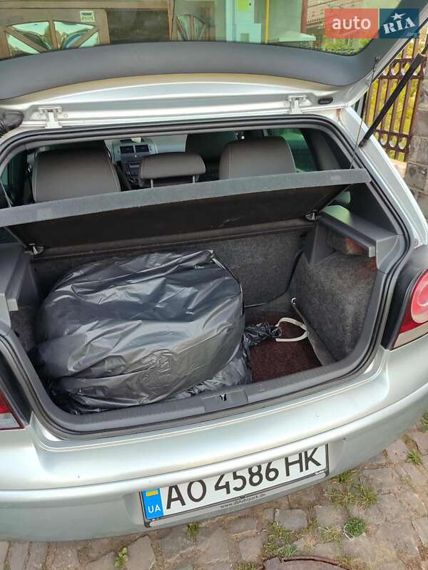 Хэтчбек Volkswagen Polo 2008 в Берегово