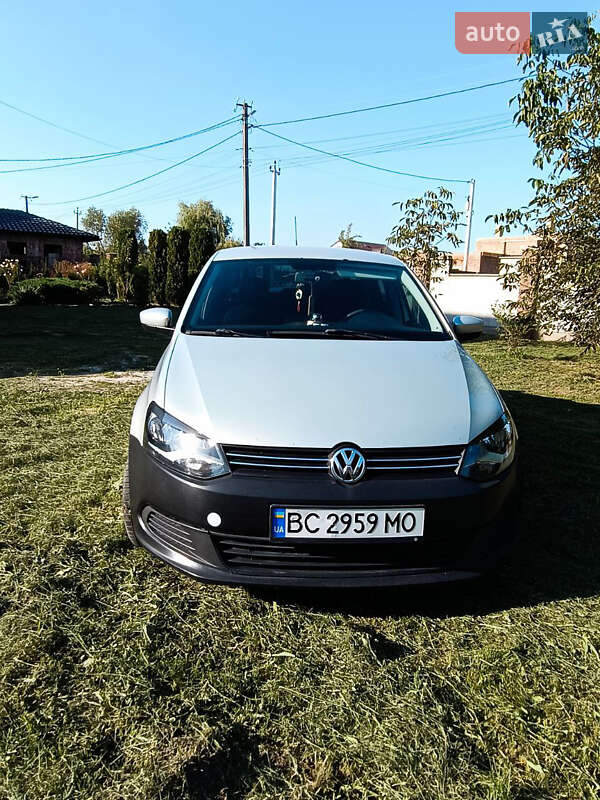 Седан Volkswagen Polo 2012 в Львові