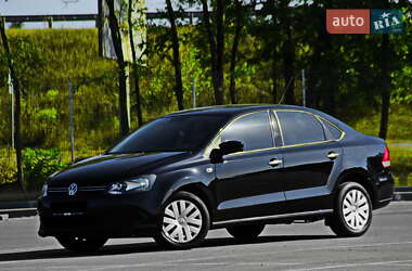 Седан Volkswagen Polo 2011 в Днепре