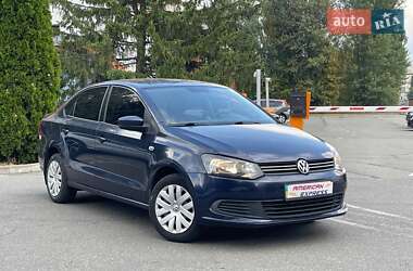 Седан Volkswagen Polo 2012 в Киеве