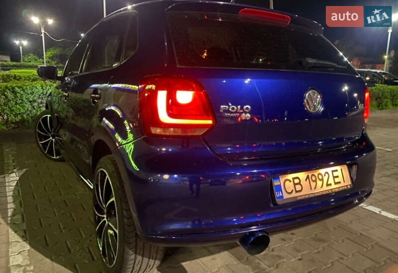 Хэтчбек Volkswagen Polo 2010 в Ровно