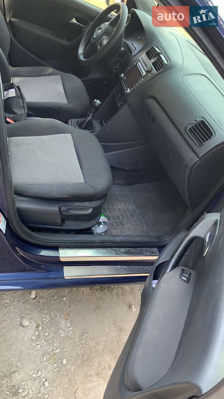 Хэтчбек Volkswagen Polo 2010 в Ровно