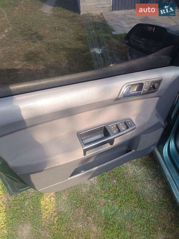 Хетчбек Volkswagen Polo 2006 в Белзі