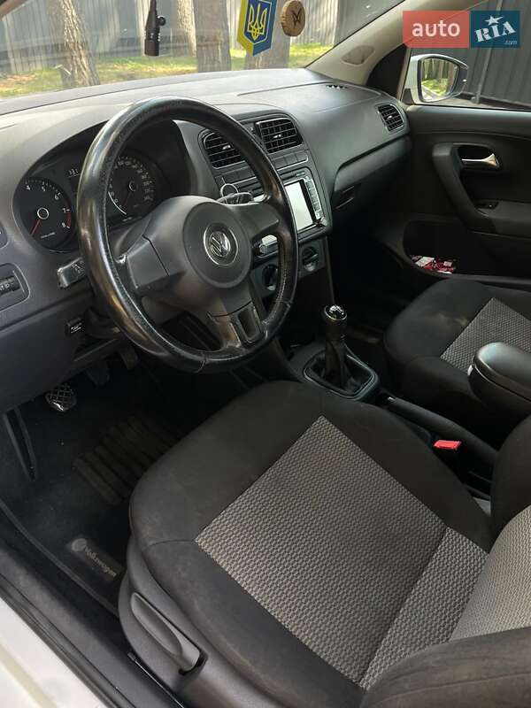 Хэтчбек Volkswagen Polo 2014 в Киеве фото 2 Хэтчбек Volkswagen Polo 2014 в Киеве