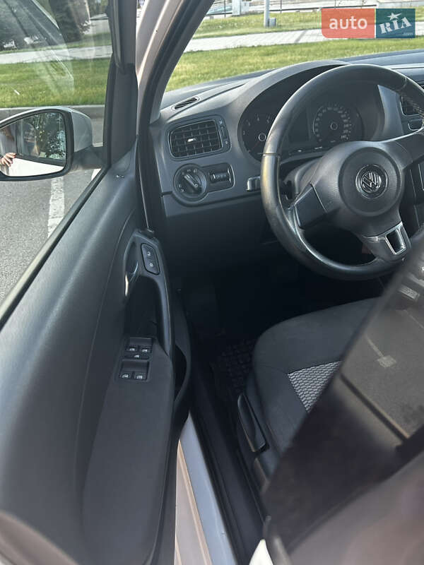 Хэтчбек Volkswagen Polo 2013 в Харькове