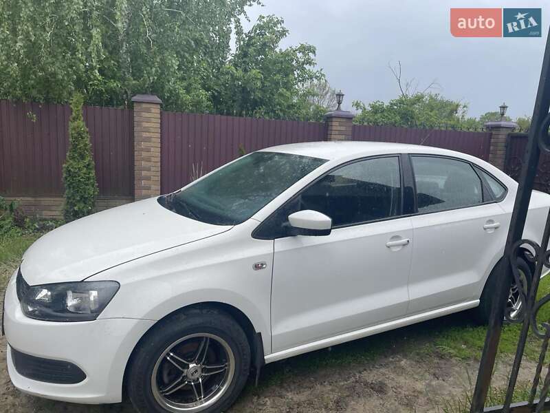 Седан Volkswagen Polo 2012 в Киеве фото Седан Volkswagen Polo 2012 в Киеве