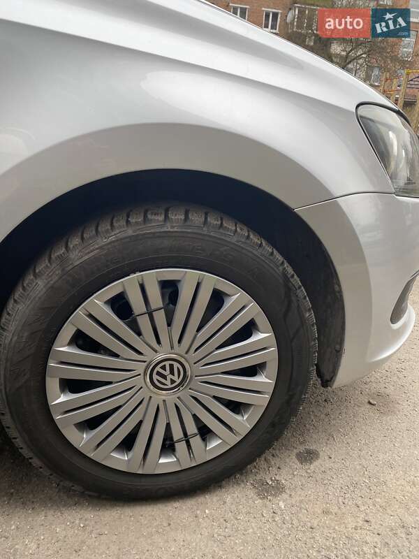 Седан Volkswagen Polo 2013 в Казатине