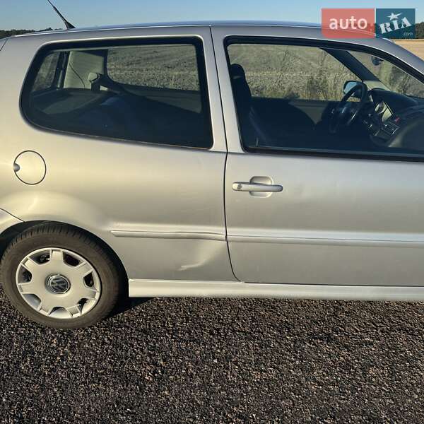 Хэтчбек Volkswagen Polo 2001 в Народичах
