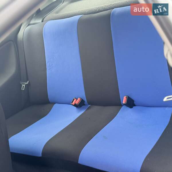 Хэтчбек Volkswagen Polo 2001 в Народичах