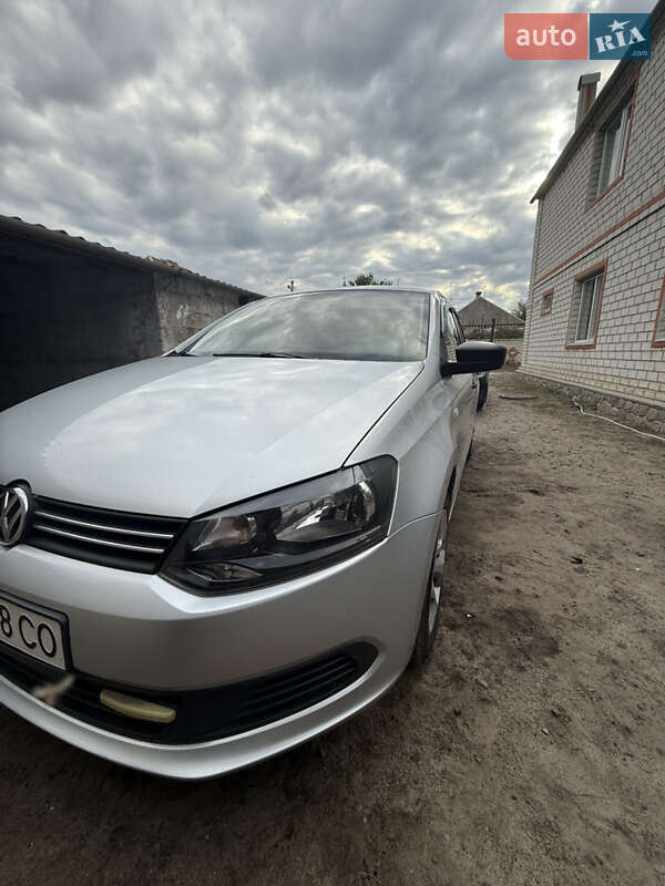 Седан Volkswagen Polo 2011 в Харькове