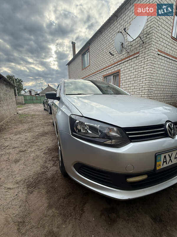 Седан Volkswagen Polo 2011 в Харькове