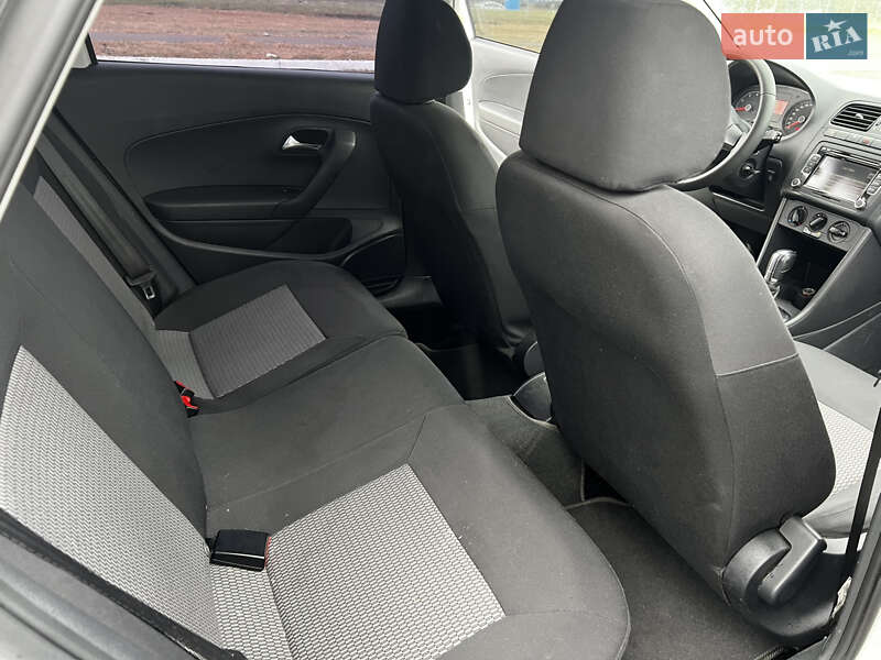 Седан Volkswagen Polo 2012 в Киеве