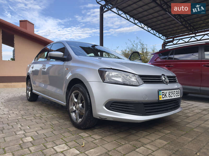 Седан Volkswagen Polo 2011 в Ровно фото 22 Седан Volkswagen Polo 2011 в Ровно