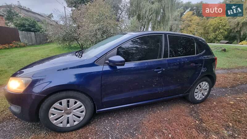 Хэтчбек Volkswagen Polo 2009 в Ромнах