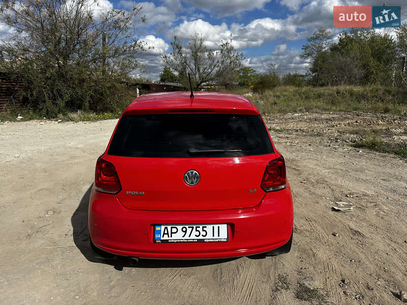 Хетчбек Volkswagen Polo 2011 в Запоріжжі