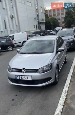 Седан Volkswagen Polo 2014 в Новоселиці