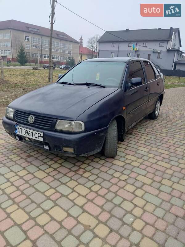 Седан Volkswagen Polo 1998 в Рожнятове