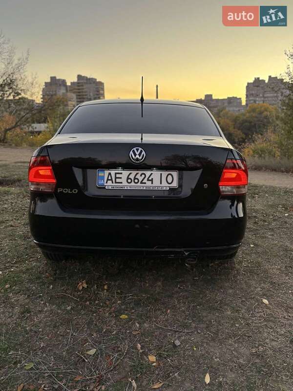 Седан Volkswagen Polo 2013 в Днепре