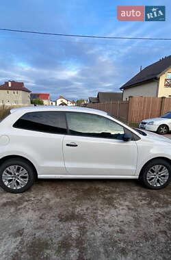 Хэтчбек Volkswagen Polo 2014 в 