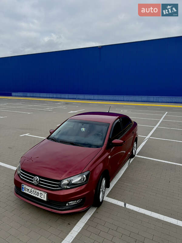 Седан Volkswagen Polo 2016 в Сумах