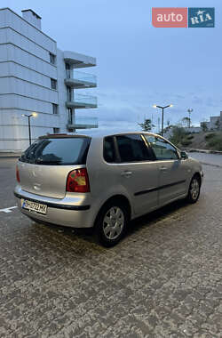 Хэтчбек Volkswagen Polo 2002 в 