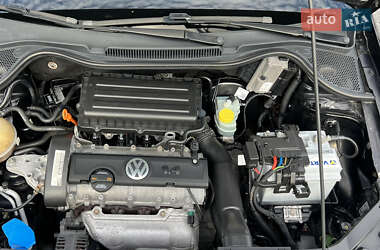 Хэтчбек Volkswagen Polo 2010 в 