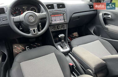 Хэтчбек Volkswagen Polo 2010 в 