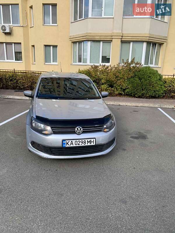 Седан Volkswagen Polo 2011 в Киеве