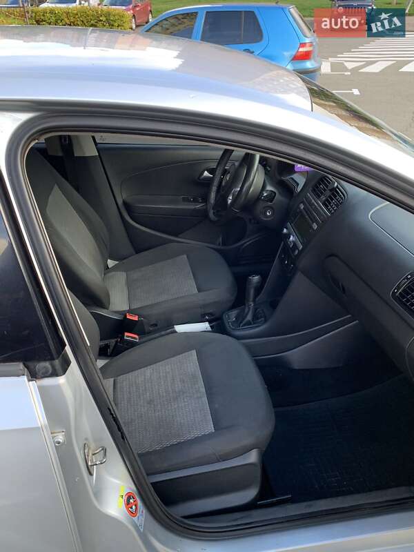 Седан Volkswagen Polo 2011 в Киеве