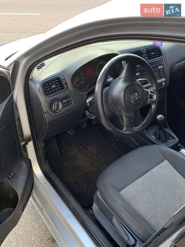 Седан Volkswagen Polo 2011 в Киеве