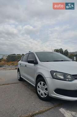 Седан Volkswagen Polo 2013 в Харькове
