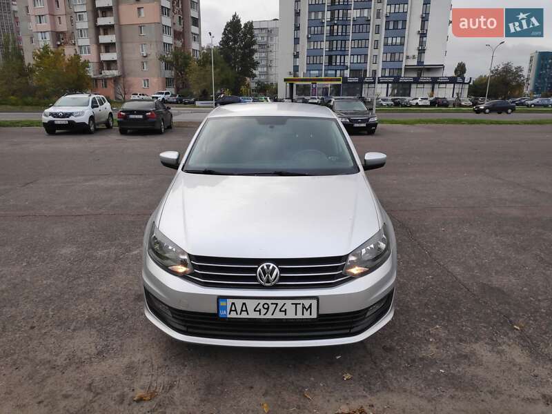 Седан Volkswagen Polo 2018 в Черкассах