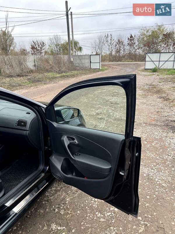 Седан Volkswagen Polo 2013 в Ставищі