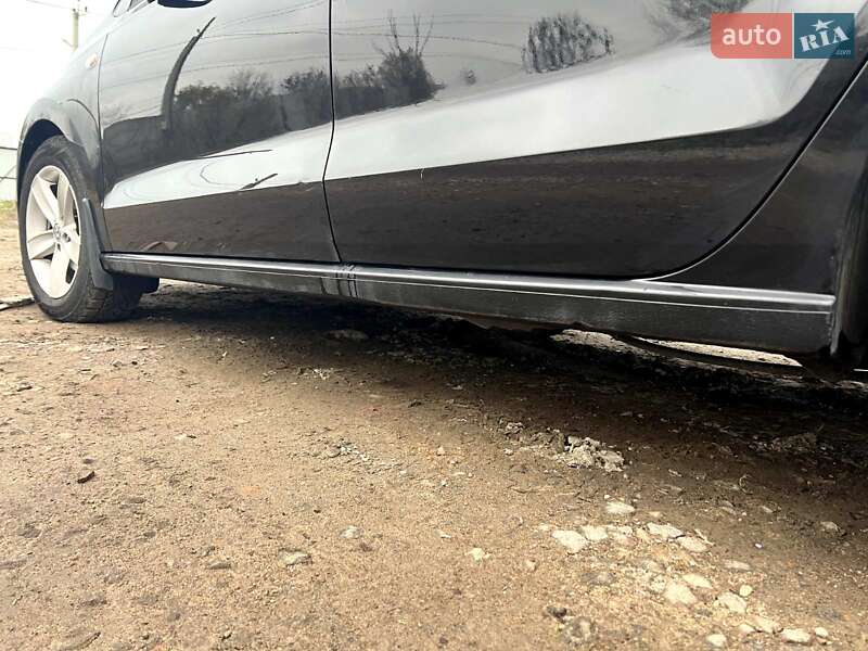Седан Volkswagen Polo 2013 в Ставищі